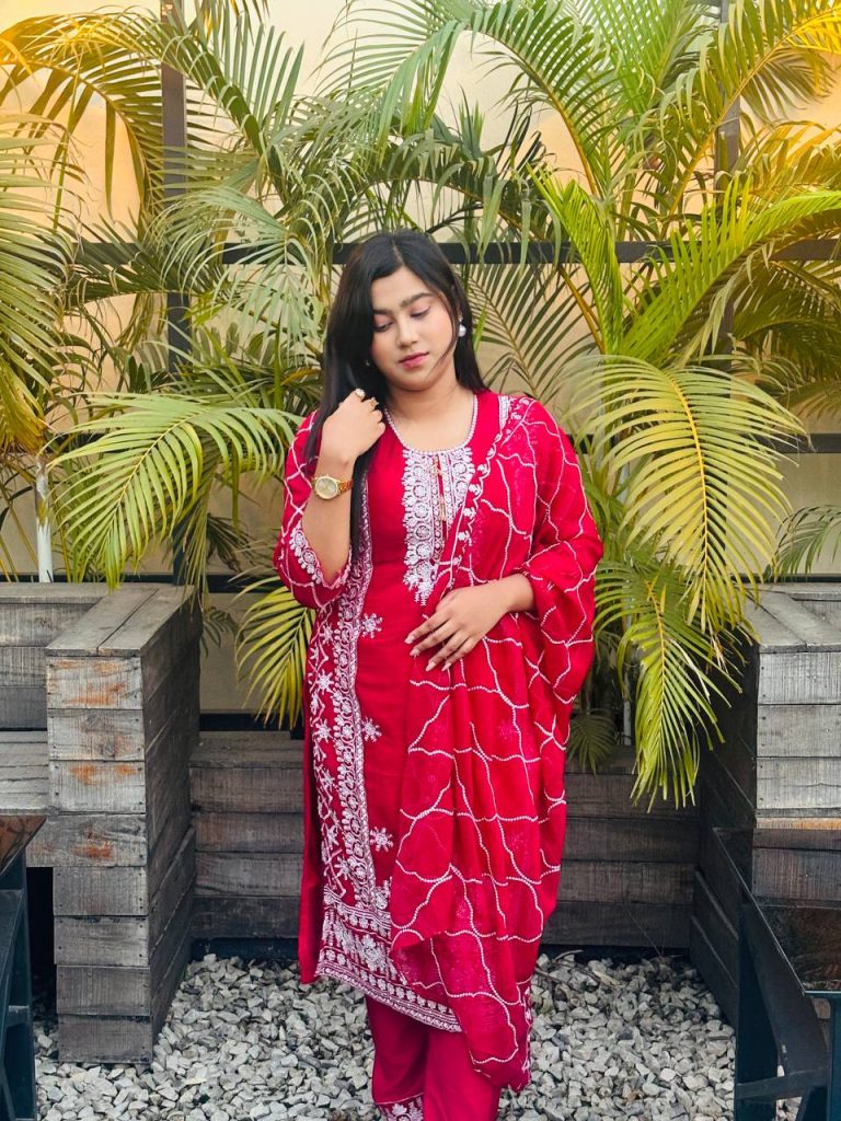 Georgette Embroidery Four Piece - Image 4