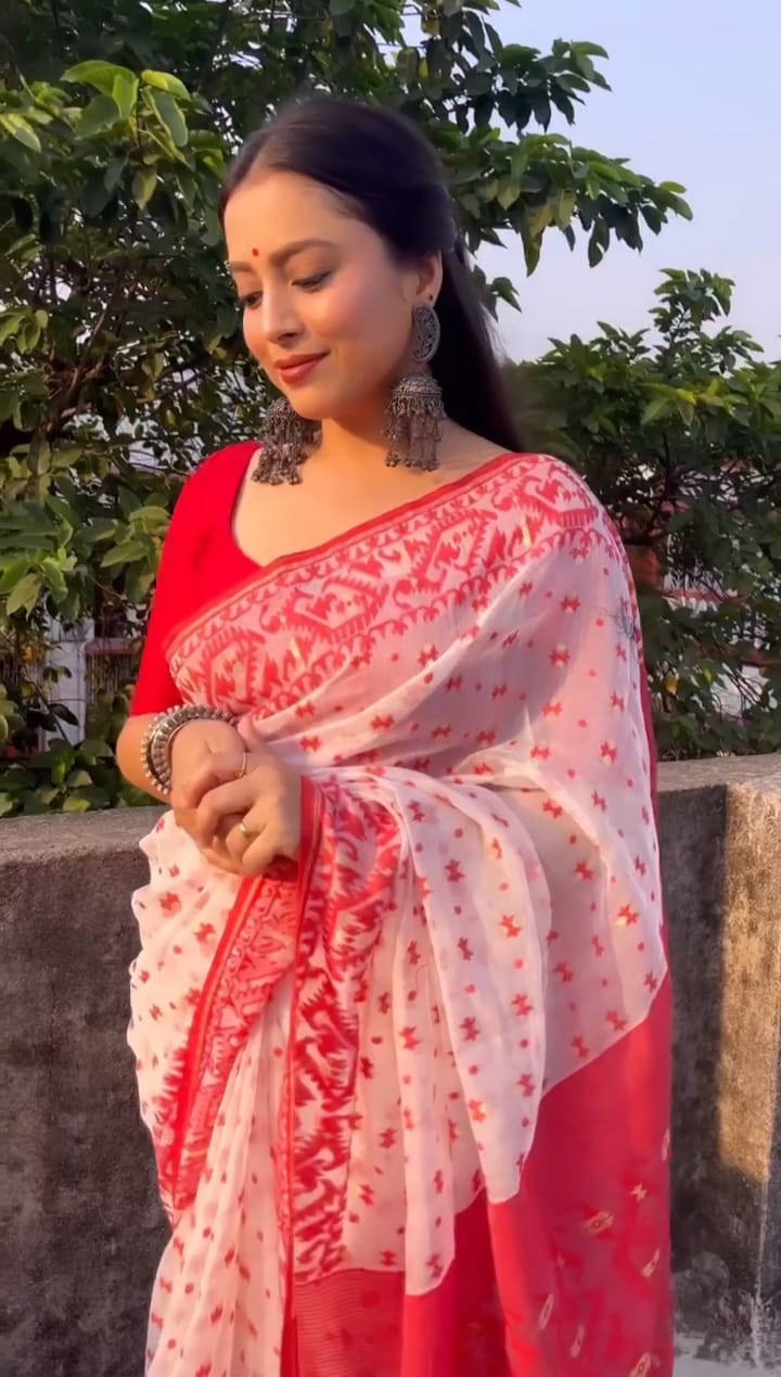 Skin Print Reshom Silk Sharee - Image 4